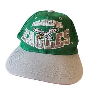 Vintage Kelly Green Philadelphia Eagles NFL Snapback Hat